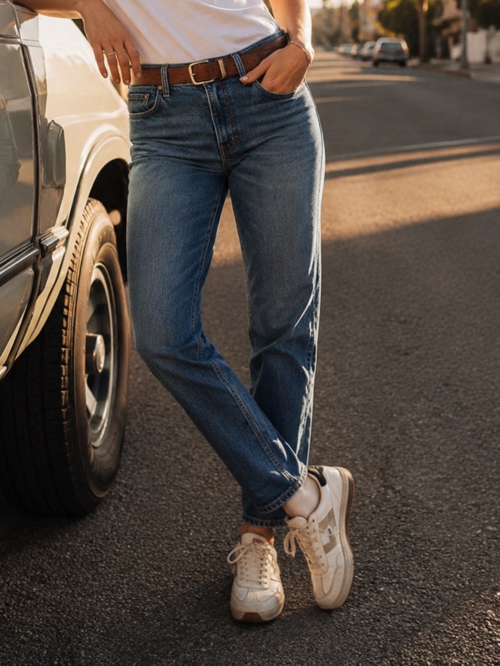 Levi’s 712 Slim Jeans Women’s 28 Medium Wash Mid Rise Stretch Ankle 27” Inseam